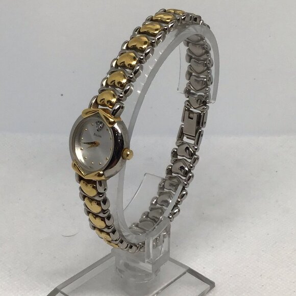 Vintage Bulova Women's Two-Tone Watch with Heart Band and Diamond Accent 98P11 - Picture 3 of 15